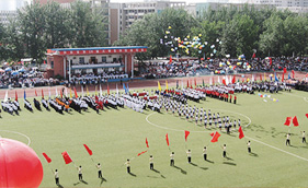 丝瓜视频看污片案例-重庆人和小学体育场